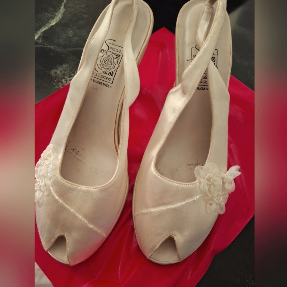 Special Occasions by Saugus Shoe Ivory Satin Peep-Toe Slingback Heels